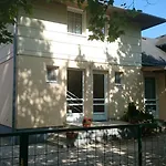 דירה Apartmanhaz Horvath *
