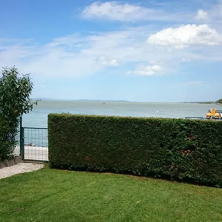 公寓 Apartmanhaz Horvath Balatonboglár